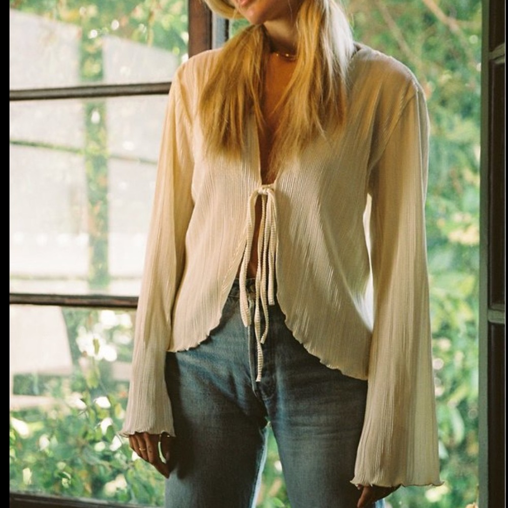 Merritt Charles Gigi Tietop Ivory Crinkle Top Size M NWT